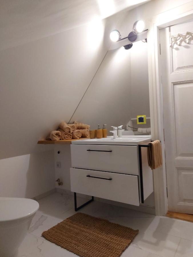 Modern History Apartment Tallin Exterior foto