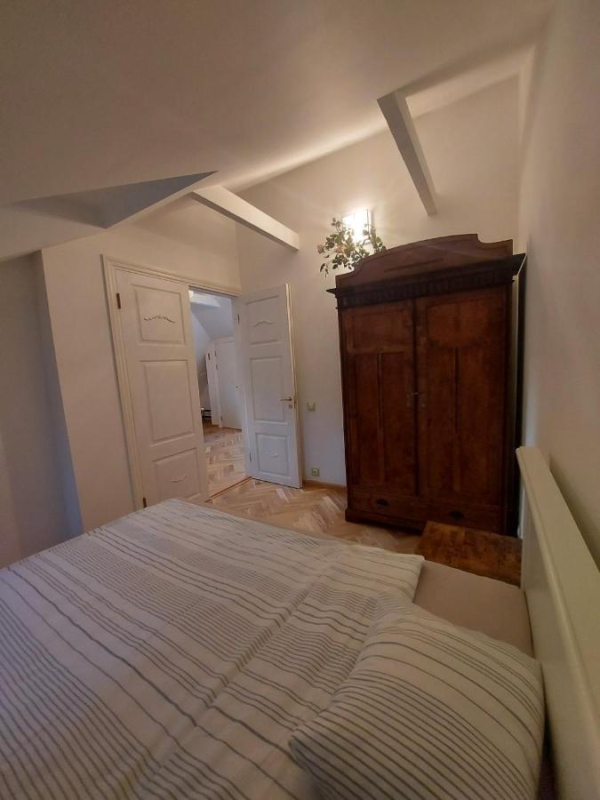 Modern History Apartment Tallin Exterior foto