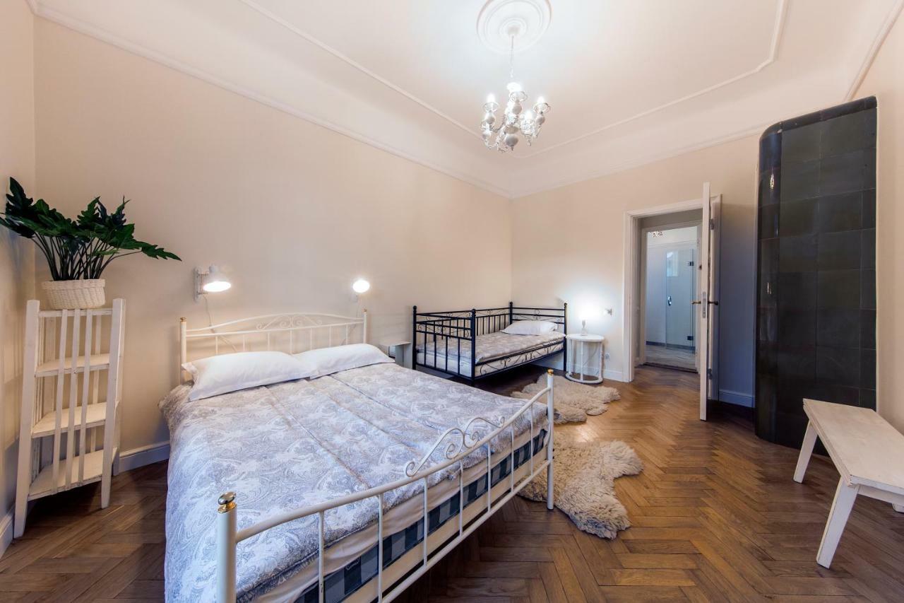 Modern History Apartment Tallin Exterior foto